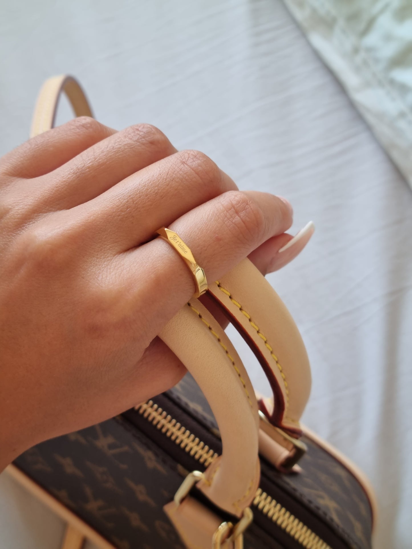 Je T'aime Gold Ring