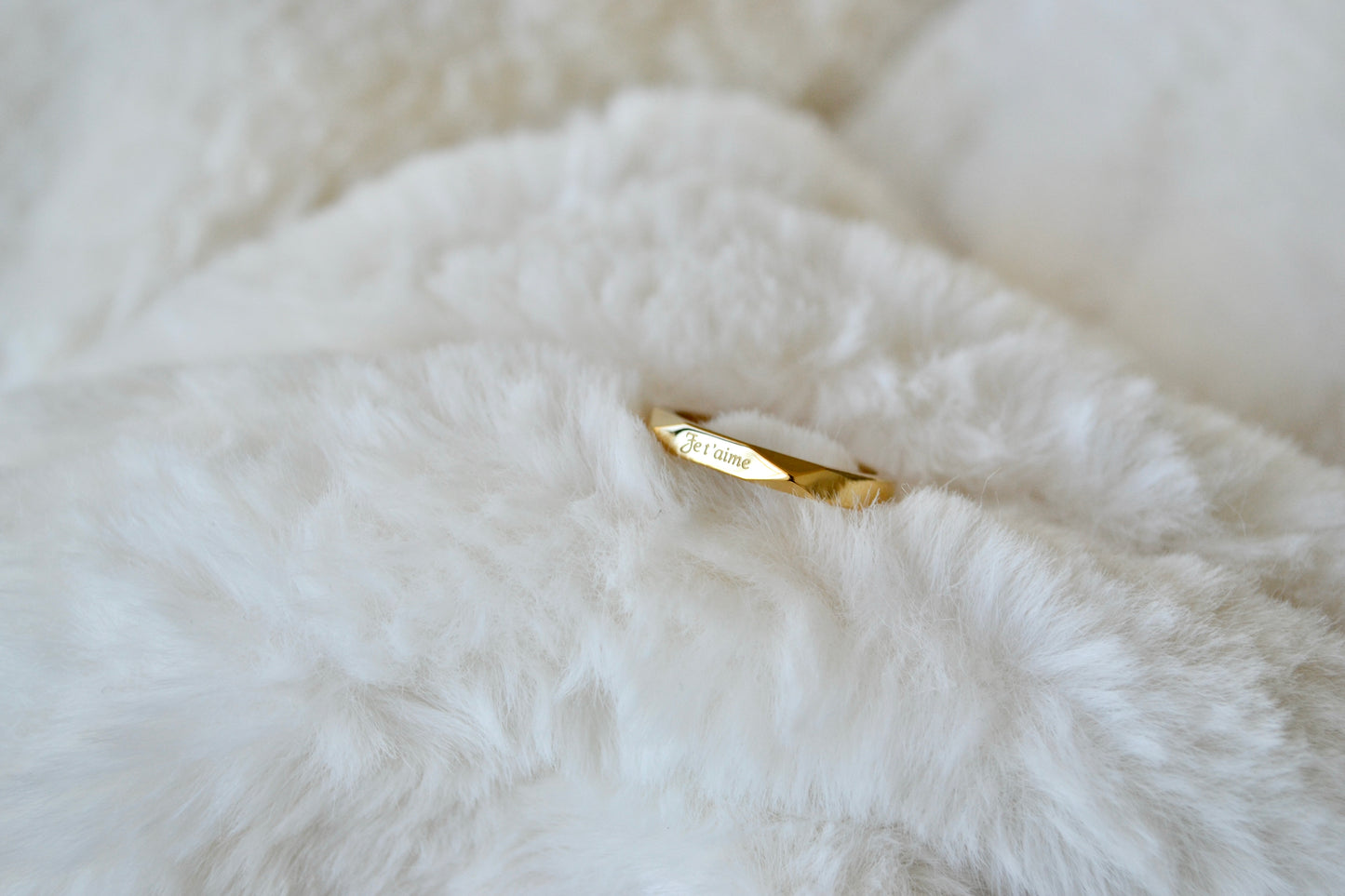 Je T'aime Gold Ring