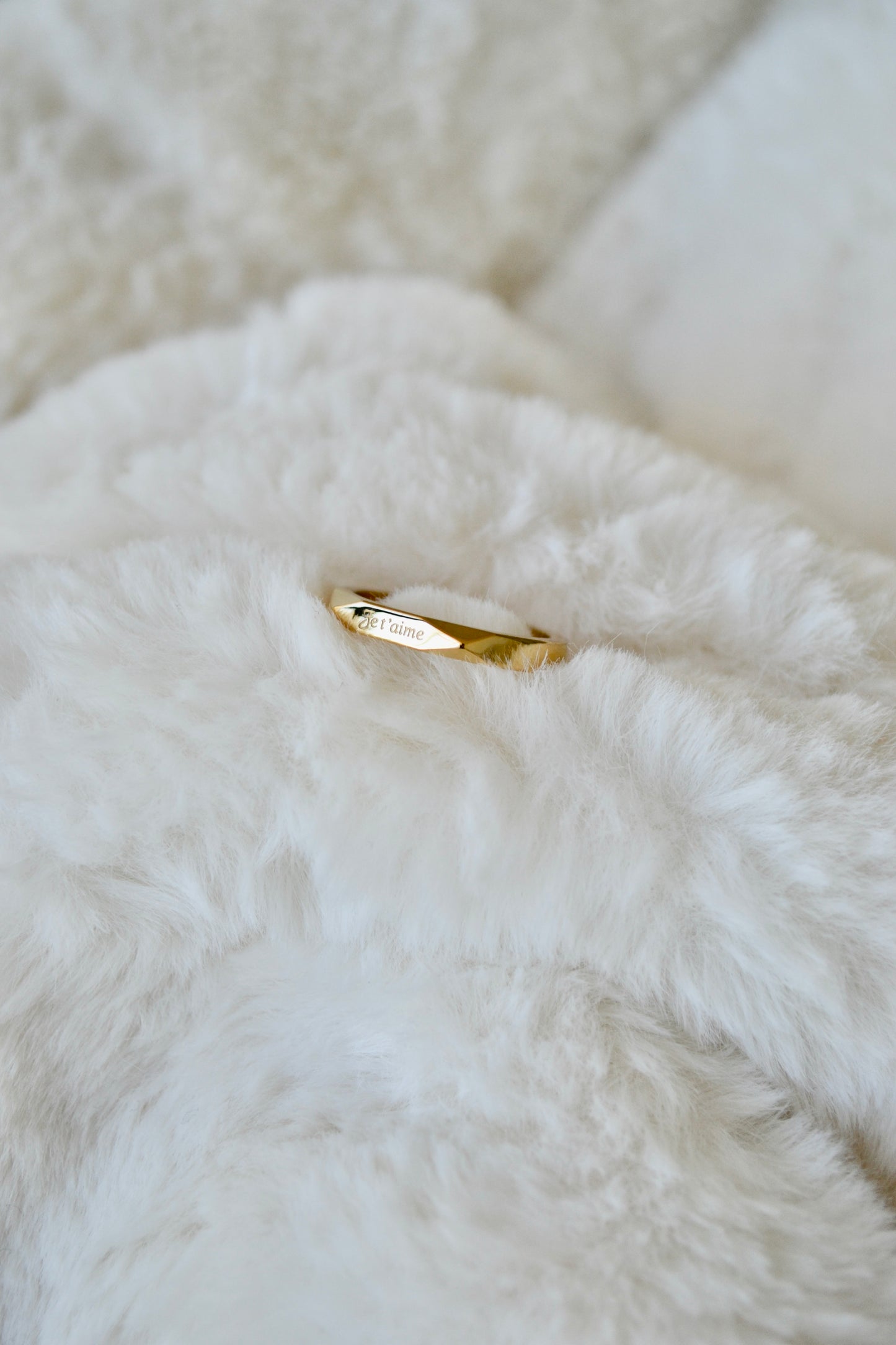 Je T'aime Gold Ring