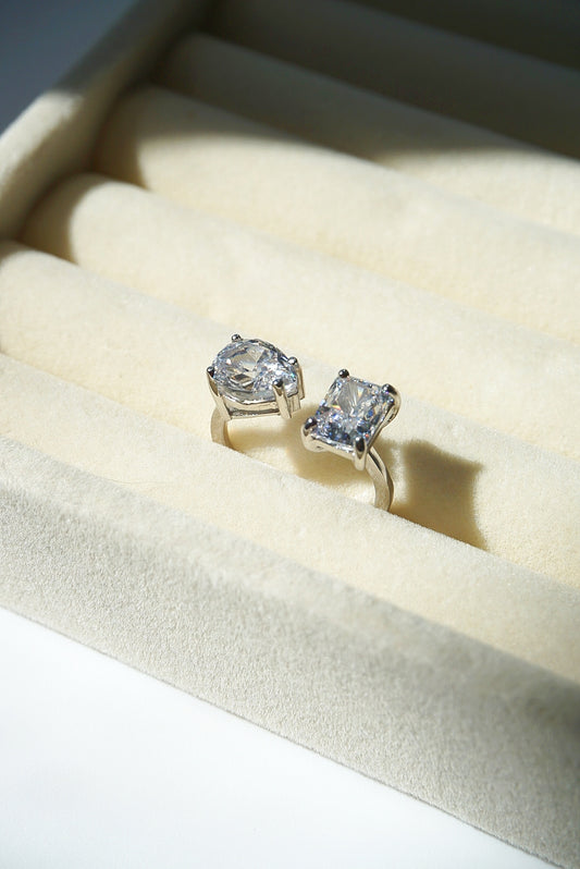 Kylie Jenner Toi et Moi ring adjustable 925 sterling silver ring emerald cut pear cut diamond ring cubic zirconia